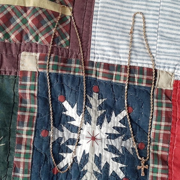 jcpenney Accessories 2 Pure Gold Chains One With Cross Attachment